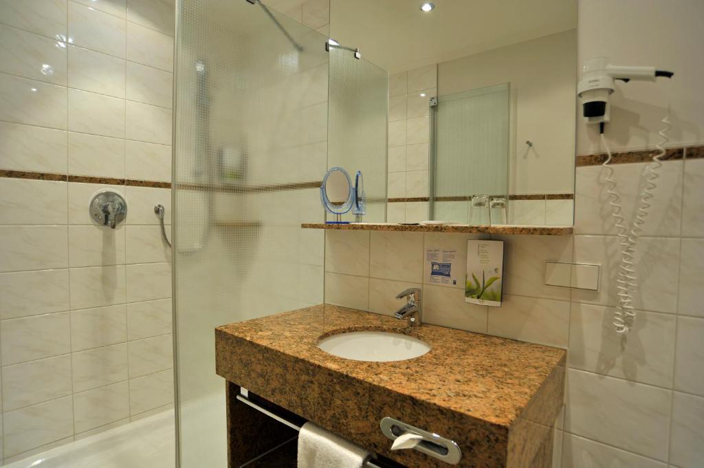 Standard Single Room