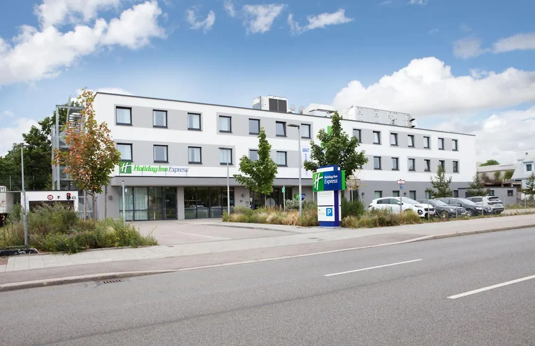 Holiday Inn Express Munich - Olympiapark By Ihg-1