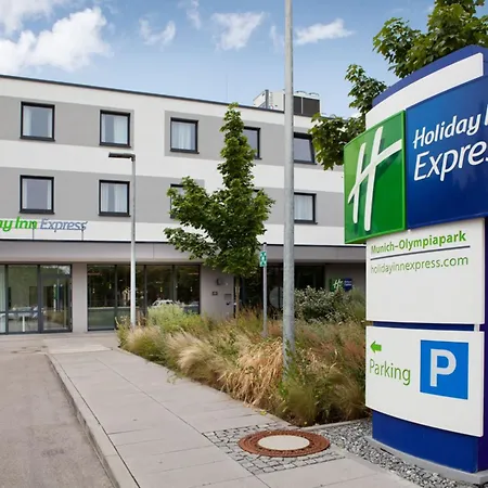 Holiday Inn Express Munich - Olympiapark By Ihg-3