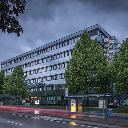 Numa Munich Viktoria-2